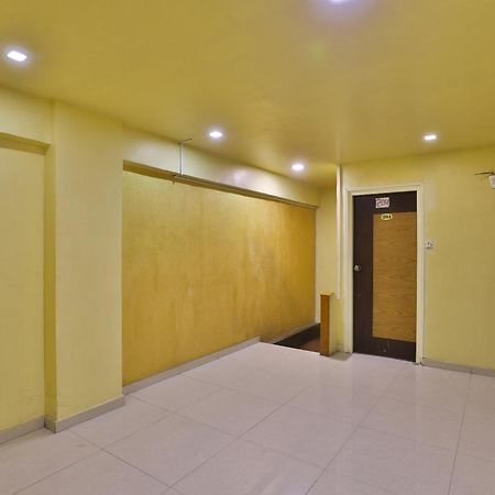 Spot On Hotel Shreeji Palace Ahmedabad Esterno foto