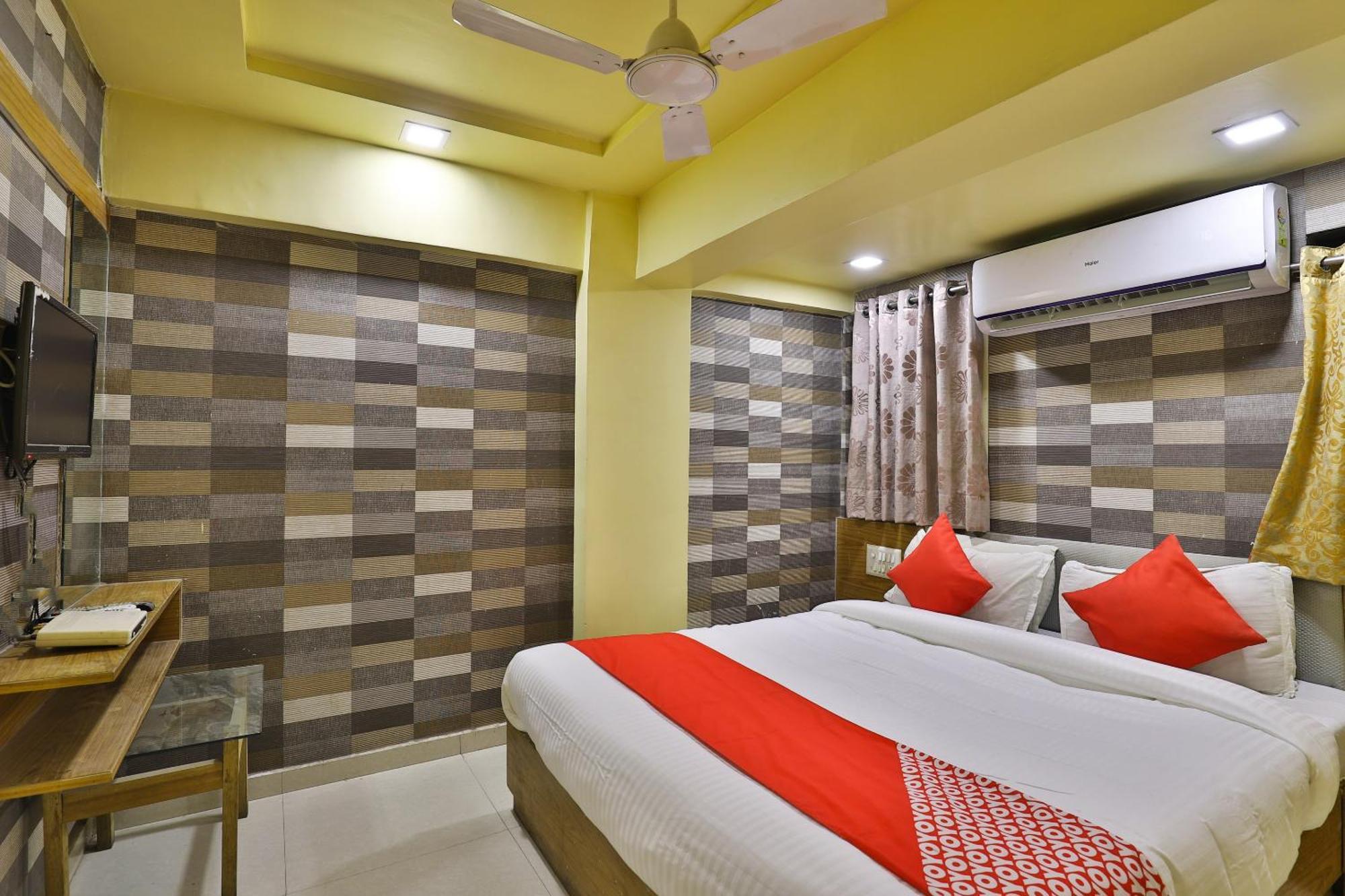 Spot On Hotel Shreeji Palace Ahmedabad Esterno foto